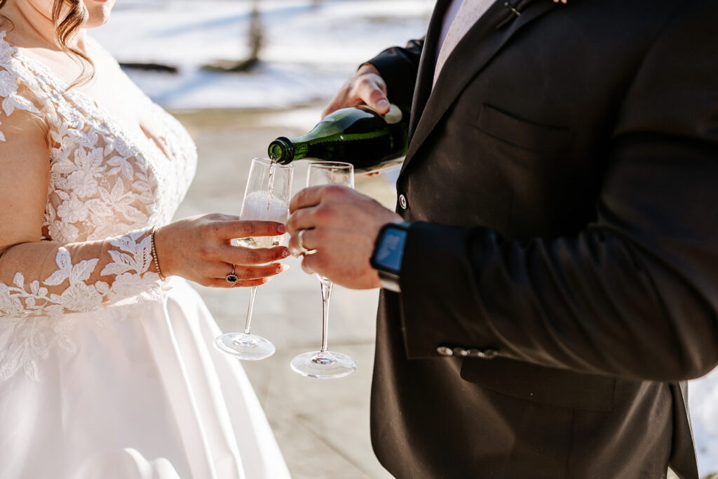 How to Choose the Right Photographer for Wedding Celebrations